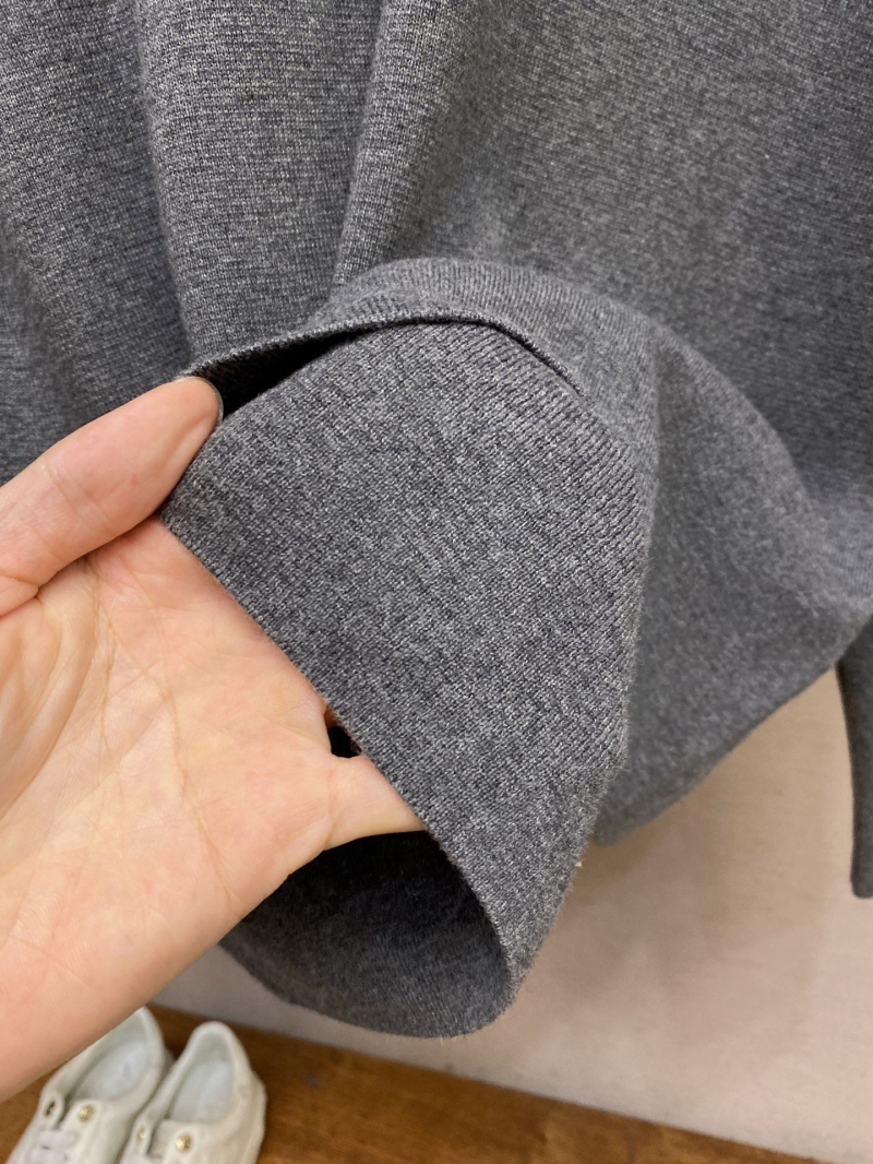 chr1st1an D10r sweaters